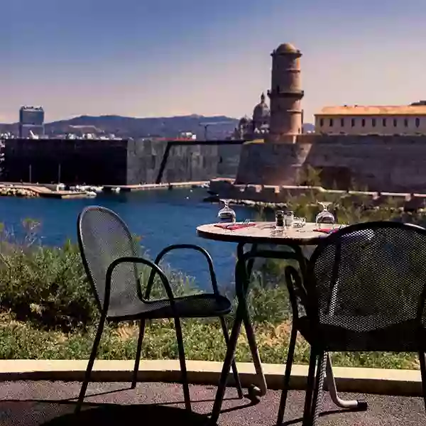 Le chalet du Pharo - Restaurant à Marseille dans les Jardins du Pharo - Restaurant terrasse Marseille